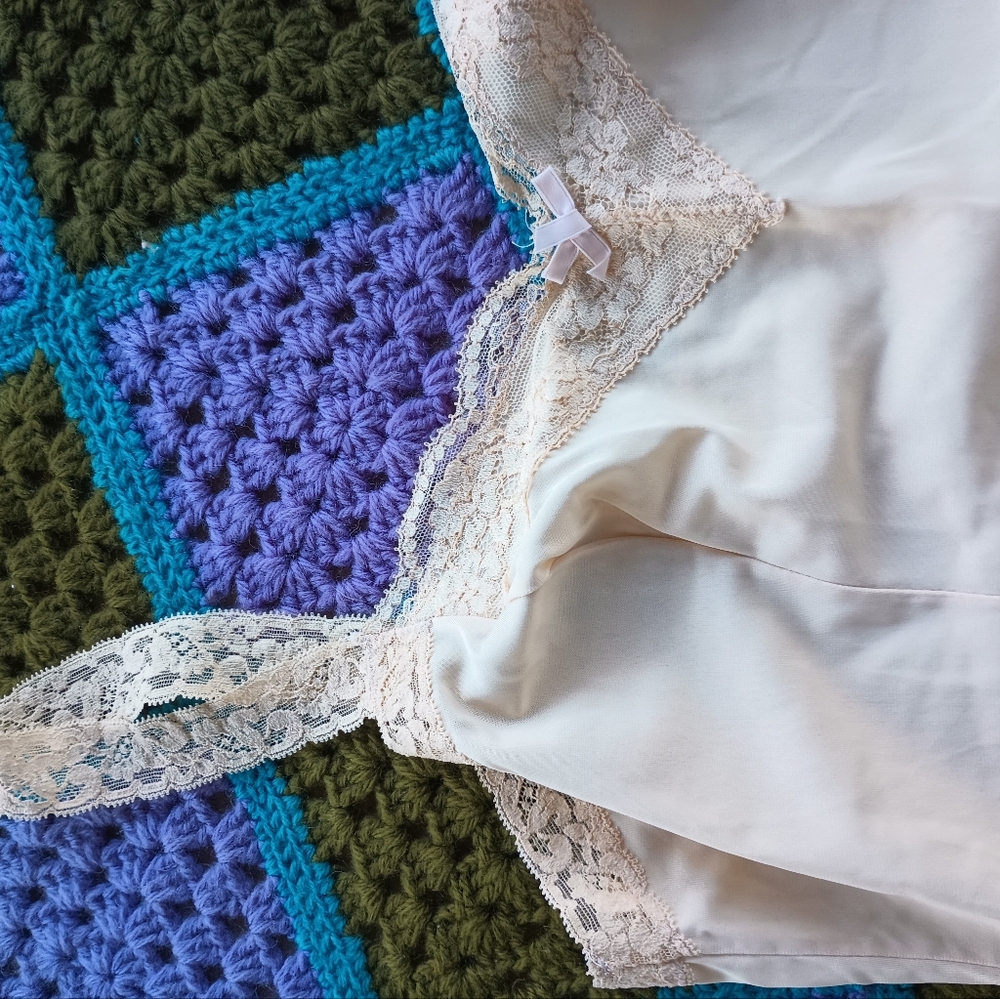Vintage Olga Camisole - Picture 3 of 5